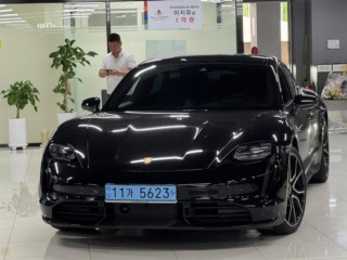 수원 중고차 포르쉐 타이칸 터보 2023.11식 13,630km