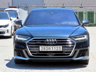 아우디 A8 (D5)