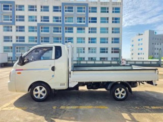 수원 중고차 소형화물 [카고]포터2 1.0톤/슈퍼캡/초장축/(CRDi) 2015.01식 137,326km