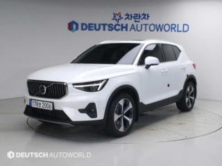 볼보 XC40
