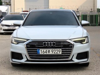 아우디 A6 (C8)