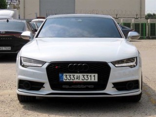 아우디 A7