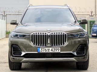 BMW X7 (G07)