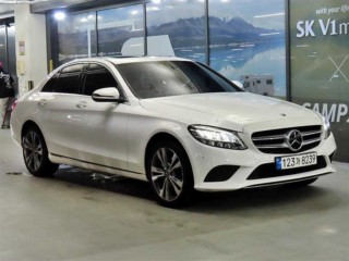 벤츠 C220D C220 d 4MATIC 아방가르드 2021년 8월 중고차 매물 사진
