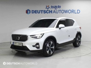 볼보 XC40