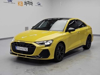 아우디 A3(8Y)