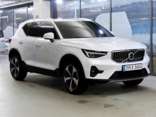 볼보 XC40