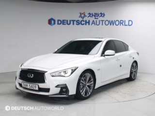 인피니티 Q50