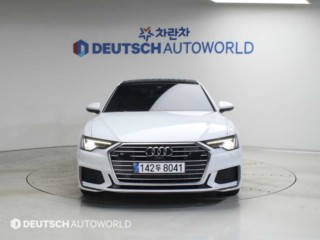 아우디 A6 (C8)