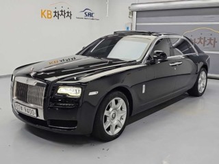 롤스로이스 고스트