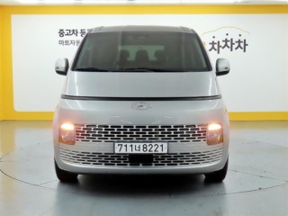 현대 스타리아