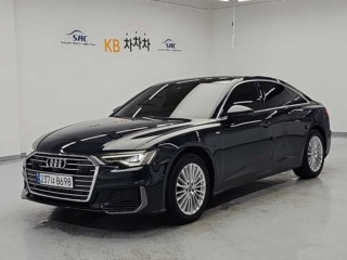 아우디 A6 (C8)