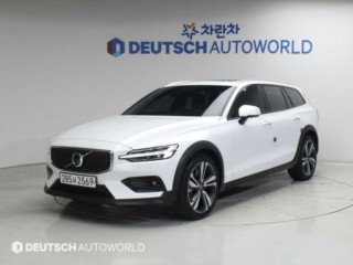 볼보 V60 크로스 컨트리 2세대