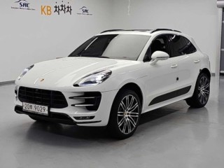 포르쉐 마칸