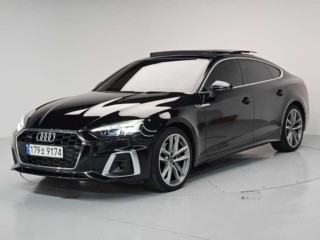 아우디 A5 (F5)