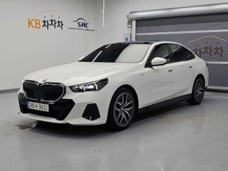 BMW 5시리즈 (G60) 520i