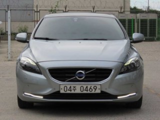 볼보 V40