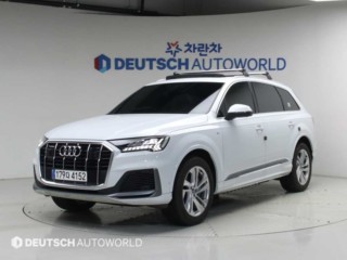 아우디 Q7 (4M)