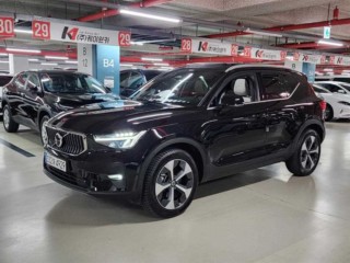볼보 XC40