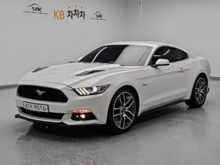 포드 머스탱 6세대