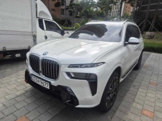 BMW X7 (G07)