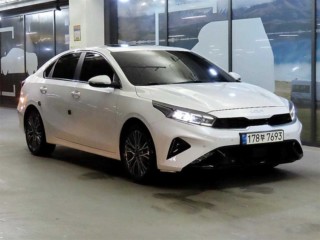 기아 더뉴 K3 2세대