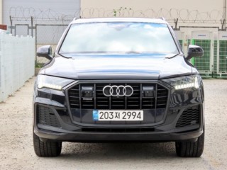 아우디 Q7 (4M)