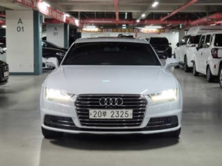 아우디 A7