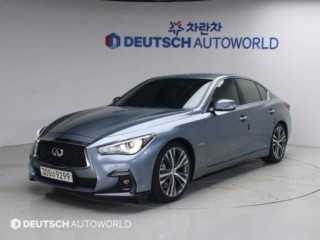 인피니티 Q50