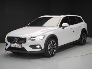 볼보 V60 크로스 컨트리 2세대