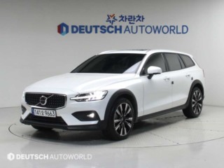 볼보 V60 크로스 컨트리 2세대