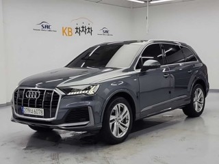 아우디 Q7 (4M)