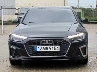 아우디 A4 (B9)