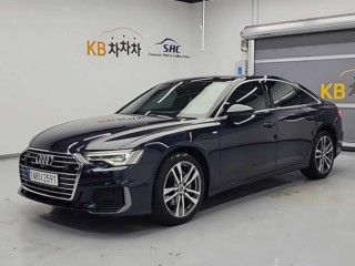 아우디 A6 (C8)