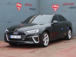 아우디 A4 (B9)