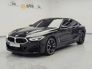 BMW 8시리즈 (G15)