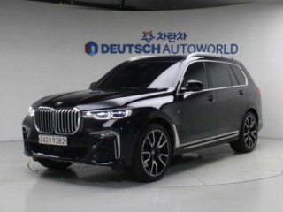 BMW X7 (G07)