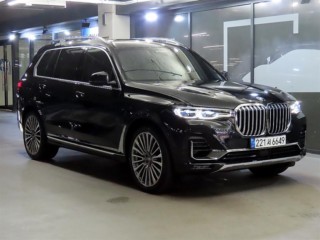 BMW X7 (G07)