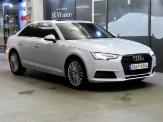 아우디 A4 (B9)