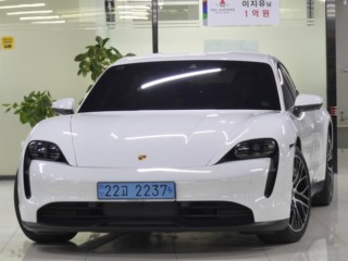 포르쉐 타이칸