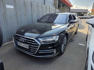 아우디 A8 (D5)