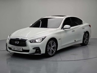 인피니티 Q50