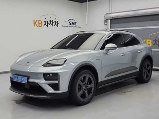 포르쉐 마칸 EV