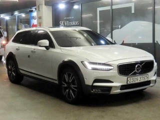 볼보 V90 크로스컨트리