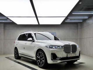 BMW X7 (G07)