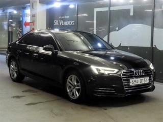 아우디 A4 (B9)