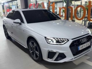 아우디 A4 (B9)