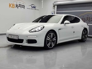 포르쉐 파나메라