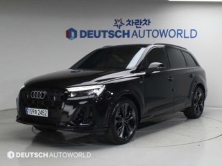 아우디 Q7 (4M)