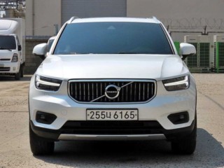 볼보 XC40